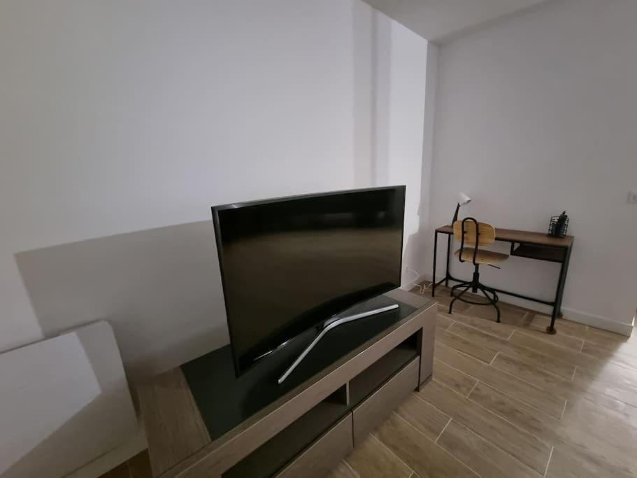Maison Chaleureuse Villepinte  Ngoại thất bức ảnh